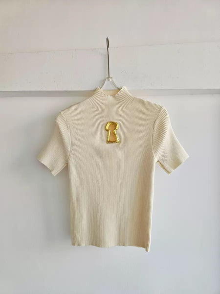 Chinelo keyhole knitted top