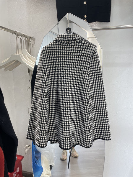 Erykah Houndtooth style poncho