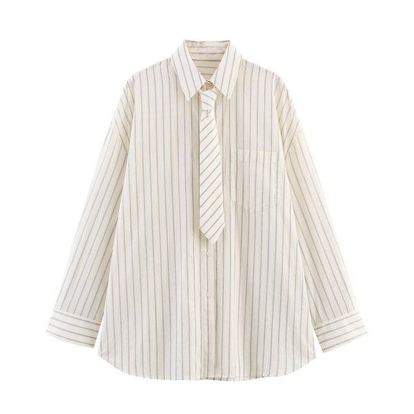 Anisa boyfriend style shirt and tie