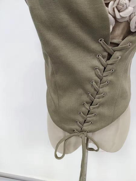 Nayna flower side top