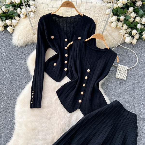 Uzoma knitted skirt set