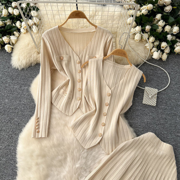 Uzoma knitted skirt set