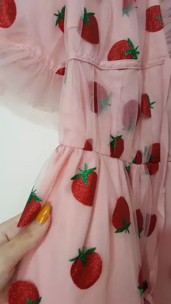 Skylar Strawberry lace dress